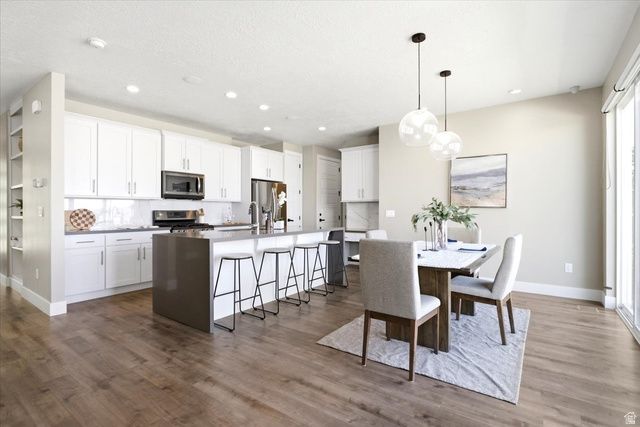822 W STAR SPANGLED DR, Bluffdale, UT 84065