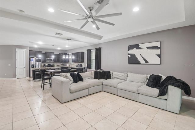5319 FALLEN LEAF DRIVE, Riverview, FL 33578