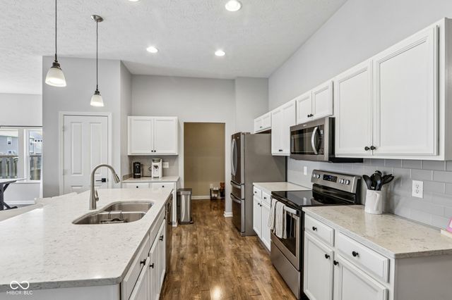 10413 Pintail Lane, Indianapolis, IN 46239
