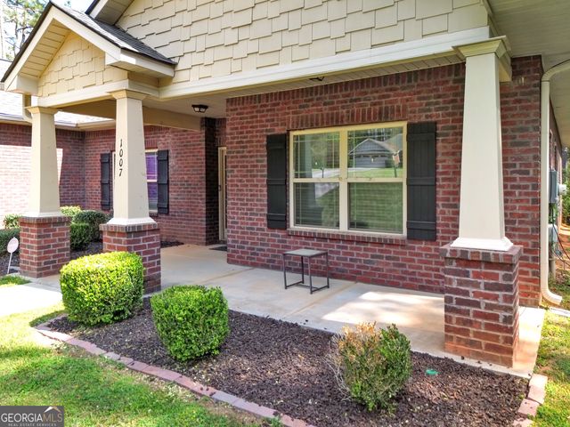 1007 Yorkshire Drive, Griffin, GA 30223