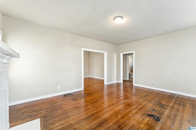 1601 2ND COURT W, Birmingham, AL 35208