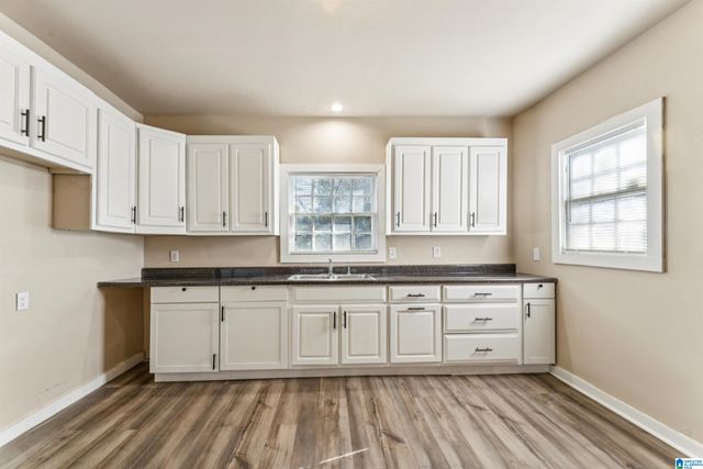 1601 2ND COURT W, Birmingham, AL 35208