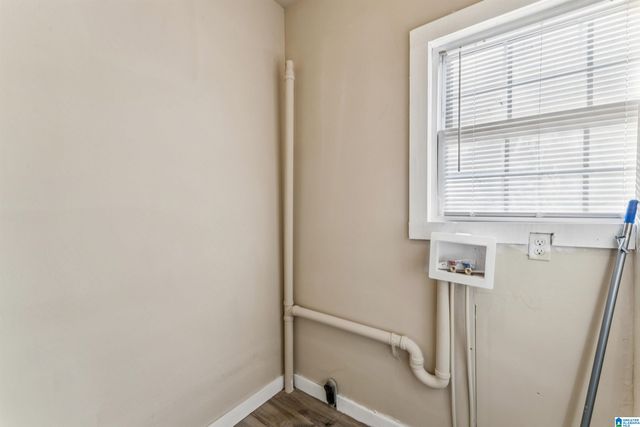 1601 2ND COURT W, Birmingham, AL 35208