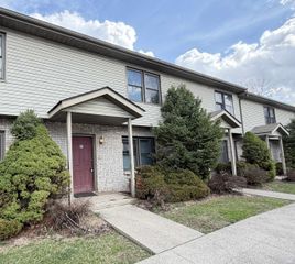 1377 W Allen UNIT E5 Street E5, Bloomington, IN 47403