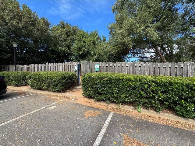 425 Chapel SW Street 1212, Atlanta, GA 30313