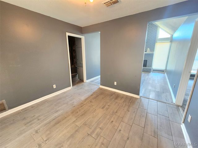 6061 BRIARHURST Drive, Montgomery, AL 36116