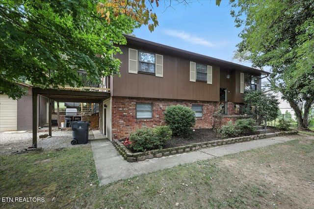 745 Green Meadows Drive, Knoxville, TN 37920
