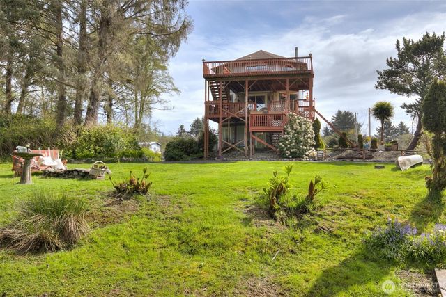 2691 State Route 109, Ocean City, WA 98569