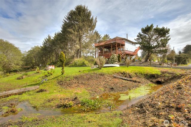 2691 State Route 109, Ocean City, WA 98569