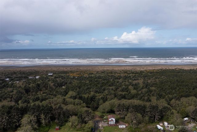 2691 State Route 109, Ocean City, WA 98569