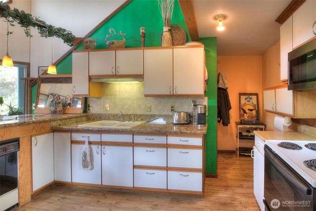 2691 State Route 109, Ocean City, WA 98569