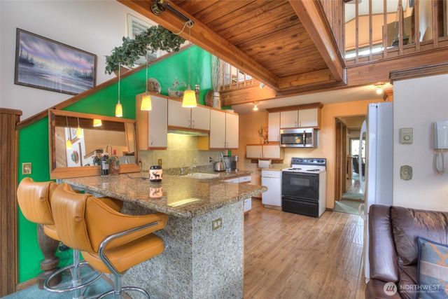 2691 State Route 109, Ocean City, WA 98569