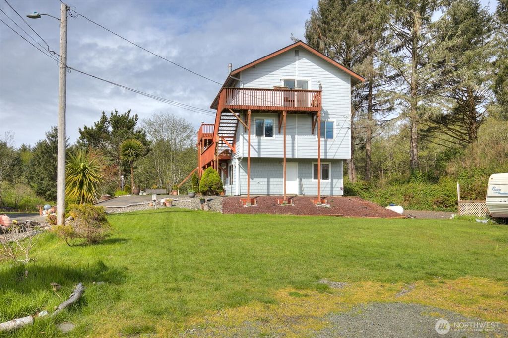 2691 State Route 109, Ocean City, WA 98569