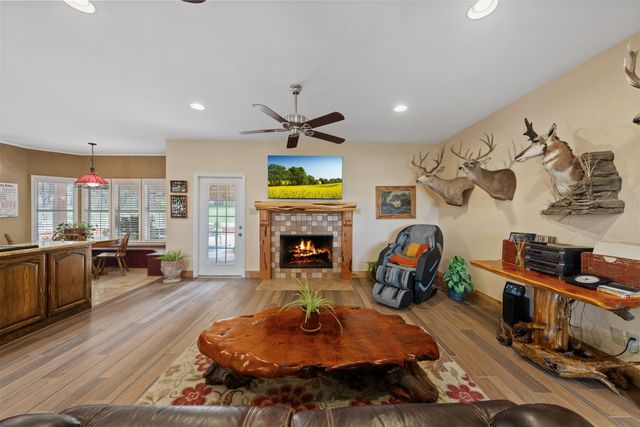 5847 County Road 313, Jonesboro, TX 76538