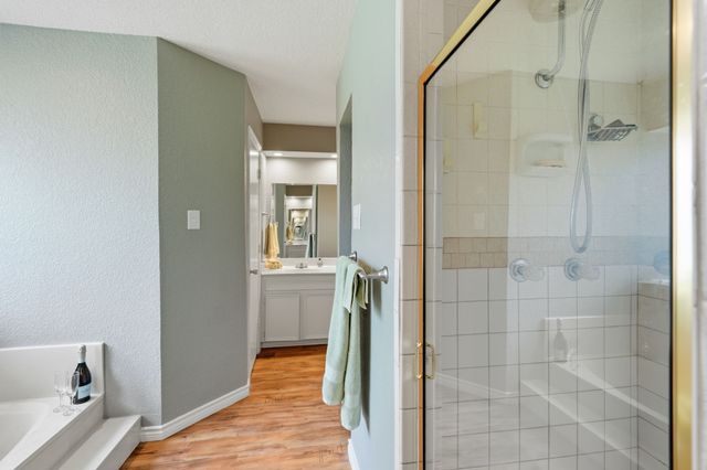 6521 Riviera Drive, North Richland Hills, TX 76180