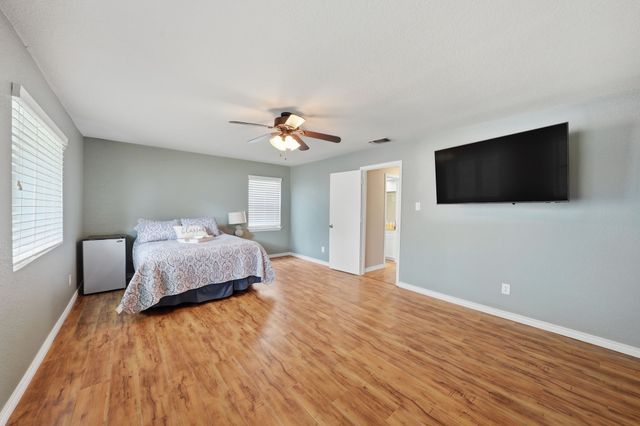 6521 Riviera Drive, North Richland Hills, TX 76180