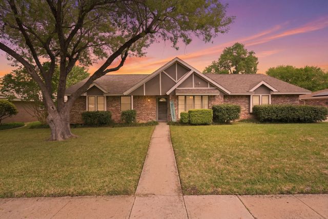 6521 Riviera Drive, North Richland Hills, TX 76180