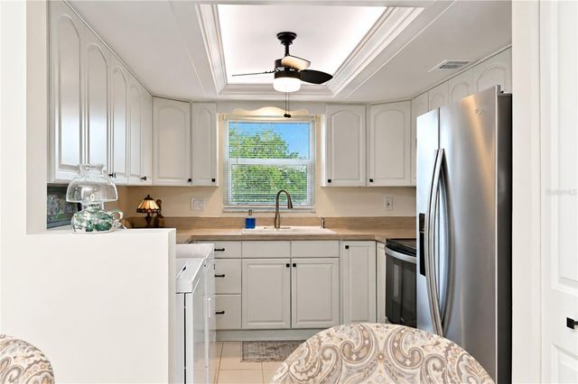 4853 INDEPENDENCE DRIVE, Bradenton, FL 34210