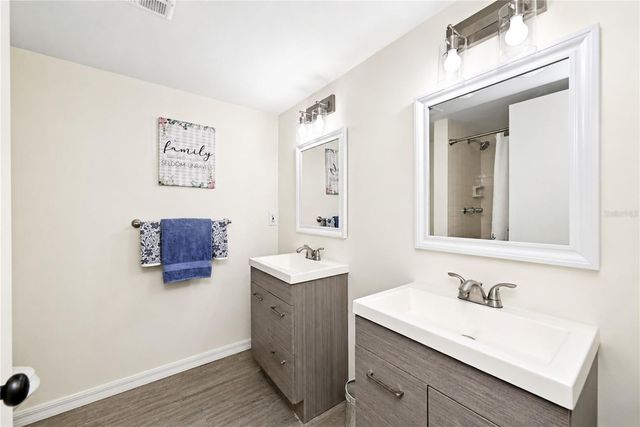 4853 INDEPENDENCE DRIVE, Bradenton, FL 34210