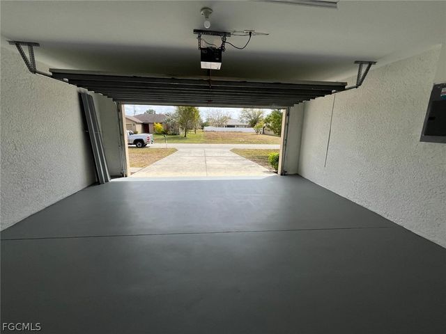 1808 SW 2nd PL, Cape Coral, FL 33991