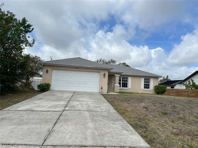 1808 SW 2nd PL, Cape Coral, FL 33991