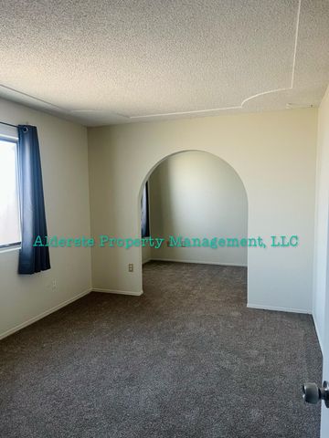 9006 Sonya Avenue SW, Albuquerque, NM 87121