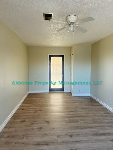 9006 Sonya Avenue SW, Albuquerque, NM 87121