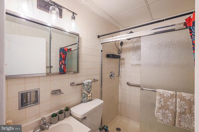 8200 HARRIS AVE, Baltimore, MD 21234