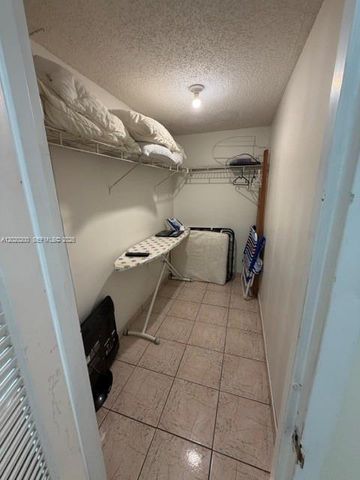3725 S Ocean Dr 615, Hollywood, FL 33019