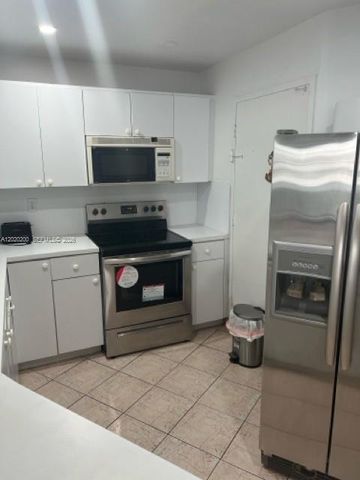 3725 S Ocean Dr 615, Hollywood, FL 33019
