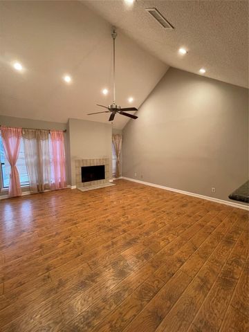 6601 Sands Point Drive 63, Houston, TX 77074