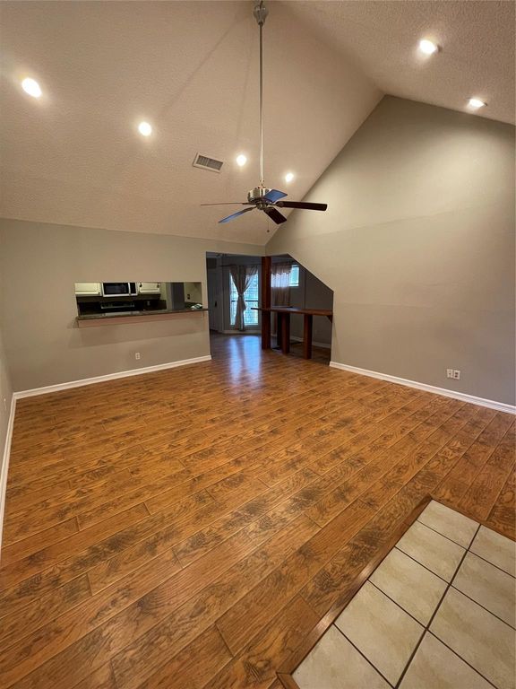 6601 Sands Point Drive 63, Houston, TX 77074