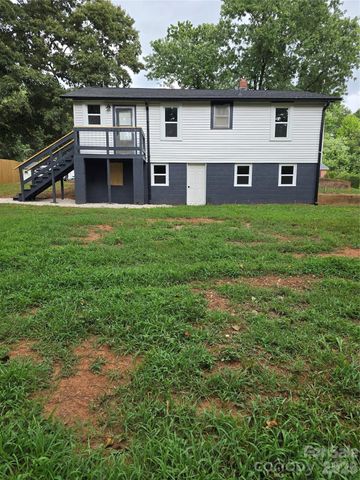 1729 Lakeview Drive, Statesville, NC 28677