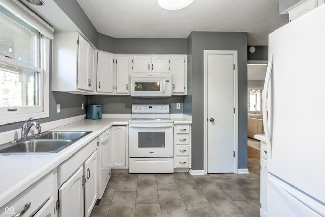 2314 Calaveras Way, Indianapolis, IN 46240