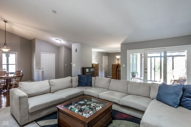 2314 Calaveras Way, Indianapolis, IN 46240