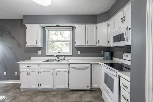 2314 Calaveras Way, Indianapolis, IN 46240