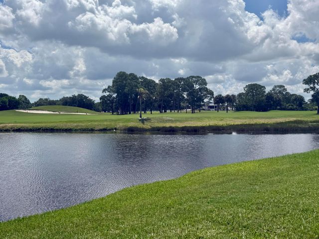 413 SW Fairway Landing, Port St. Lucie, Port St Lucie, FL 34986