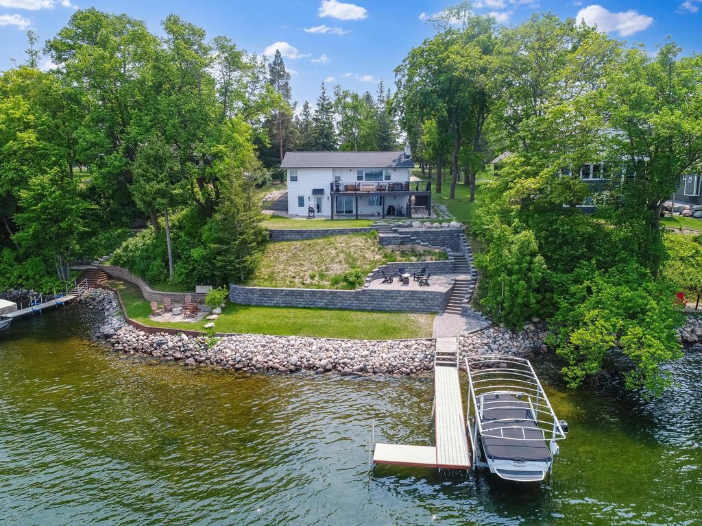2503 S Le Homme Dieu Drive NE, Alexandria, MN 56308