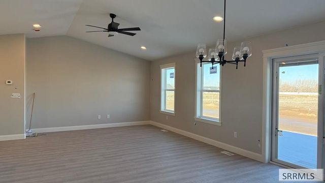 351 Copeland Dr, Idaho Falls, ID 83401