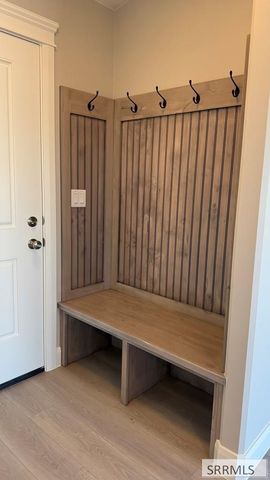 351 Copeland Dr, Idaho Falls, ID 83401