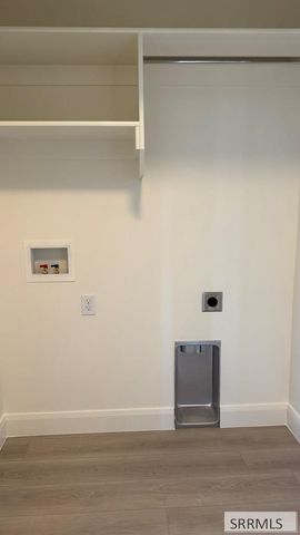 351 Copeland Dr, Idaho Falls, ID 83401