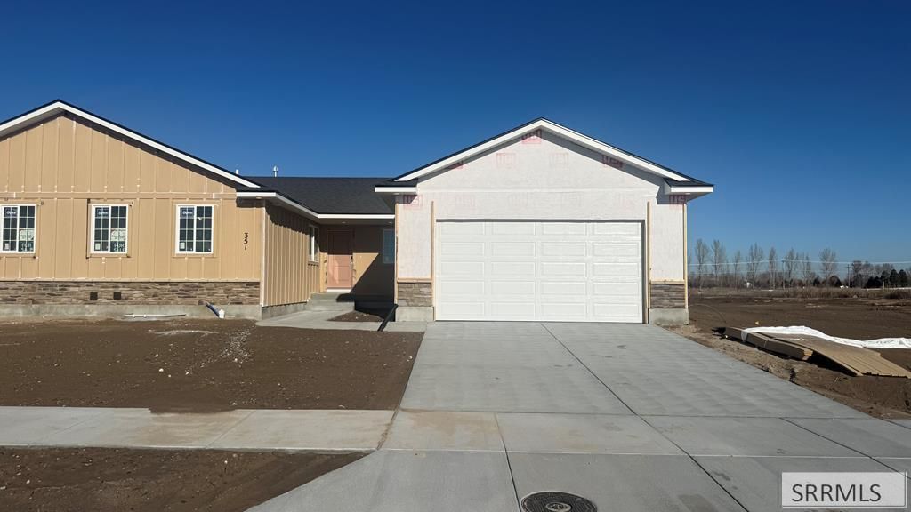351 Copeland Dr, Idaho Falls, ID 83401