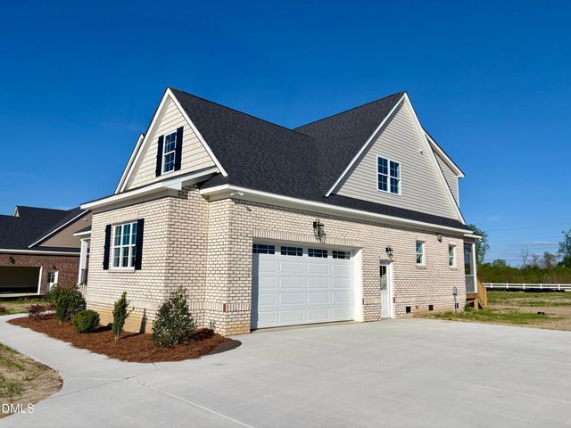 7597 Sweetwater Drive, Nashville, NC 27856