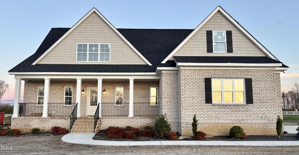 7597 Sweetwater Drive, Nashville, NC 27856