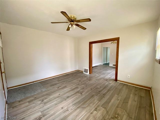 93 Jewett Street, Akron, OH 44305