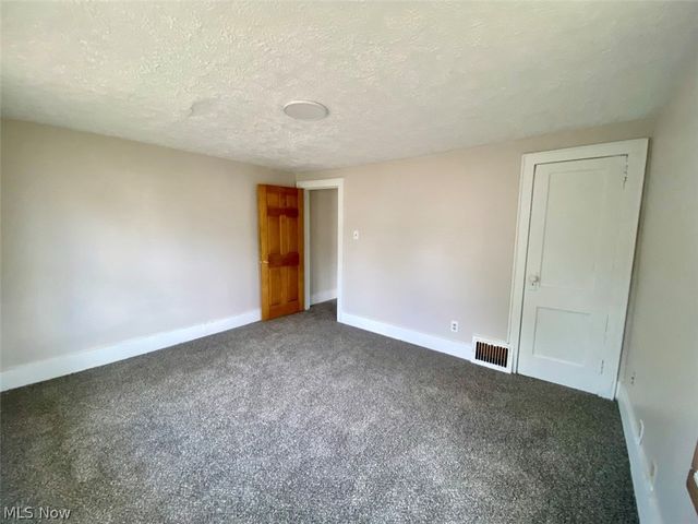 93 Jewett Street, Akron, OH 44305