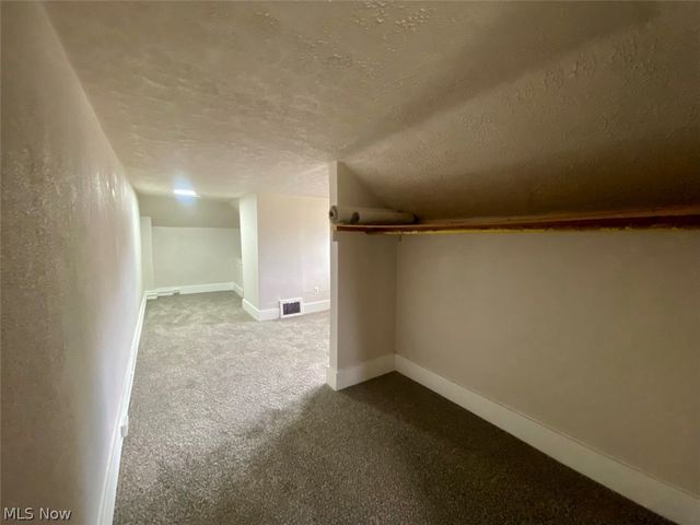 93 Jewett Street, Akron, OH 44305