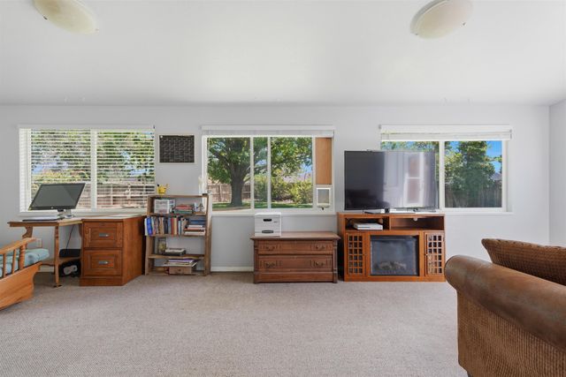604 S Sunset Court, Grand Junction, CO 81504