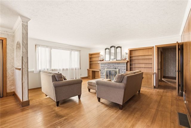 372 Lincoln St, Somerset Boro, PA 15501