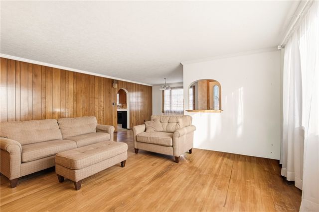 372 Lincoln St, Somerset Boro, PA 15501